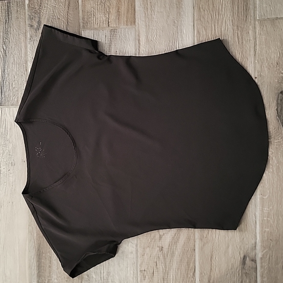 2 YOUNG USA Blouses - Picture 4 of 5